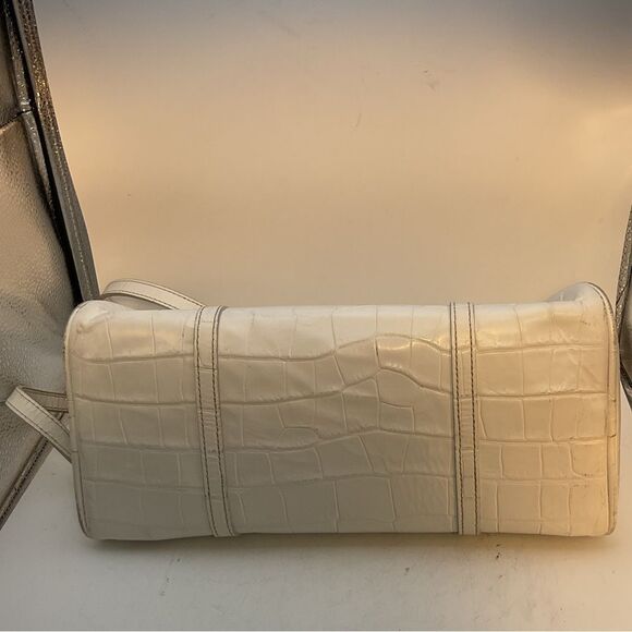 Dooney & Bourke Crocodile Bayou barrel Shoulder Bag Vtg Patent Leather White - Picture 8 of 16